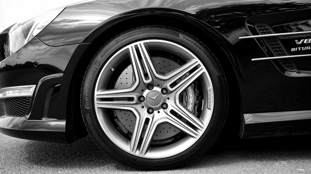 Mercedes felger  slik finner du riktig stil og passform